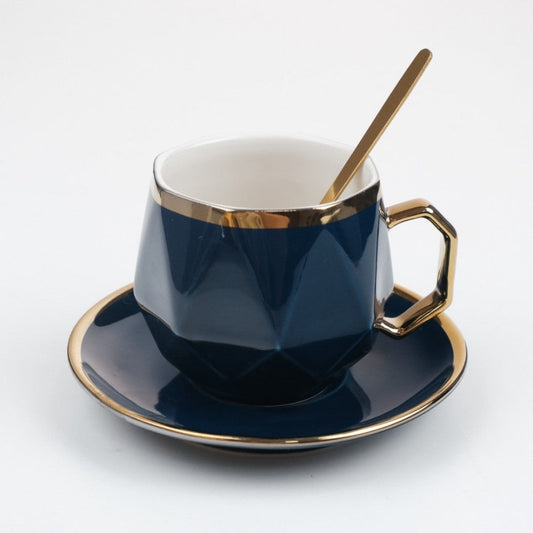 Set Cana, farfurie si lingurita pentru cafea sau ceai, model hexagon, 22x15x9 cm Casidora