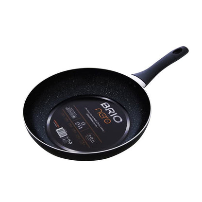 Tigaie Aluminiu Stantat, Brio Nero, 2 mm Grosime, Maner Nituit, H 6 Cm, Diametru 28 Cm Casidora
